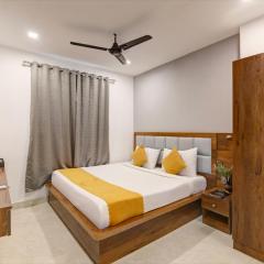 Hotel Travana Stay at Pitampura