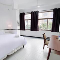 GO INN Wat Trai Mit - MRT Hua Lamphong