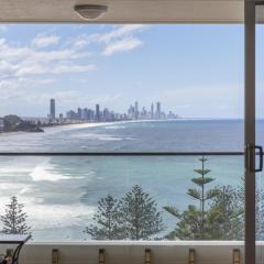 Beachfront Luxury on Burleigh Hill Casa del Mar