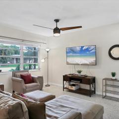 Charming 3BR Retreat Near Sarasota Beaches