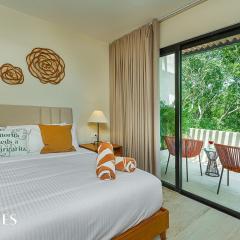 Luxury 1BR - Rooftop Paradise with Pool & Jacuzzi