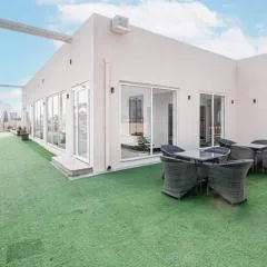 Amahi Inn I Signature Towers