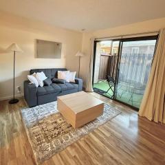 Near Lake, Golf and Tennis - Reno Condo