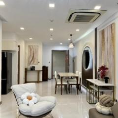 Landmark 81 LUNA Apartment - Condotel Luxury Residence