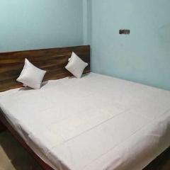 SPOT ON Yatri Nivas Hotel