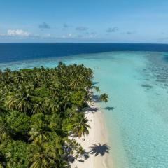 Kirulhiya Omadhoo - Live the Island Dream