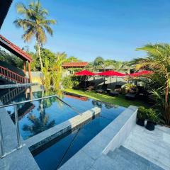 Lucky Monkey Inn and Restaurant