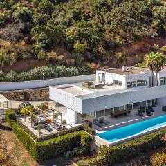 Gorgeous Home In Ojen With Sauna