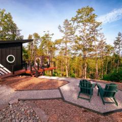 Private Lux Getaway Hot Tub Double Shower Cabana