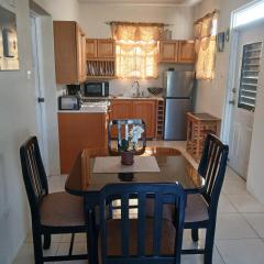 One Bedroom Apartment 1 minute walk to West Coast Beach!