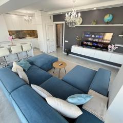 Rent Now Business Large Apartment in the Center