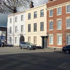 Burton Down Town Apartment