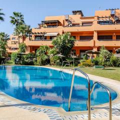 Appartement cosy avec piscine & plage à 5 min à pied