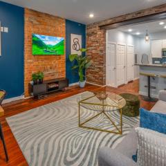 OTR by Findlay, Sleeps 6ppl, King Bed, Private Balcony, 2nd Fl