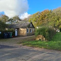 Lille Hus På Landet