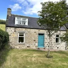 Cosy Cottage on the Whisky Trail