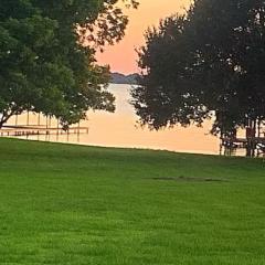 Lakefront Getaway