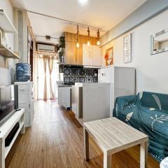 BEST View 2BR Apt Pluit Pool WiFi & Netflix