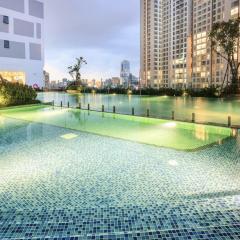 The Urban Nest Rivergate Apartment with Free Pool Free SIM