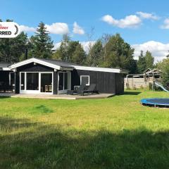 8 person holiday home in Hals-By Traum