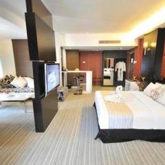 Capitol Park By Sahara Hotel