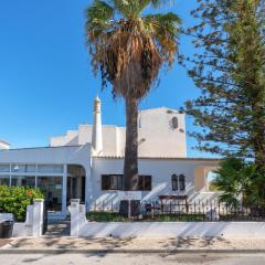 Blife Sun Hostel & Rooms