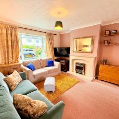 A Perfect Work Base & Family House in Fishponds