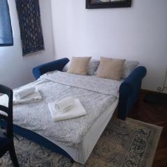 Weisz Room - City Center - Free Private Parking