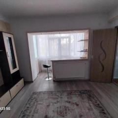 Garsoniera,,La Gigea"