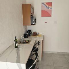 Suite Serene At Phoenix Park Village 1