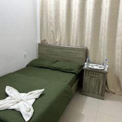 Unique Boutique - MBZ