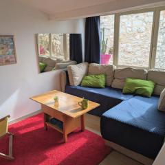 Old town great location cosy home