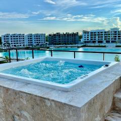 Majestic Lakefront Penthouse with Jacuzzi The City Beach Punta Cana RD