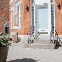 Historic Wi-fi Pet Friendly Purdue