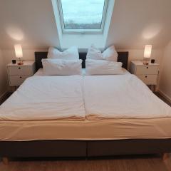 Bruchsal Business Apartment - Schreibtisch - Smart-TV