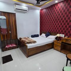 Meera Hotel And Lodging