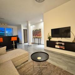 Cozy 2 bed apartment with pool