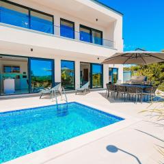 Primosten Hills - West