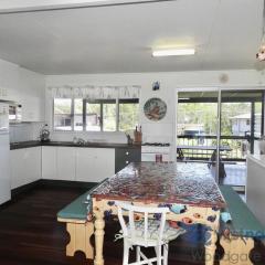 25 Walkers Point Esplanade