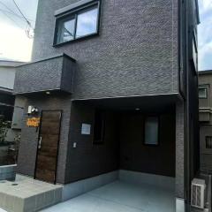 Kamakura Koshigoe Ekimae B