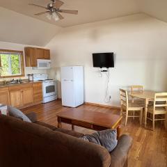 Cliffside Hideaway-Renovations & upgrades coming!