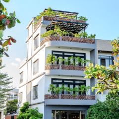 Svy Ocean View Villa - Beachfront - Only 20m to the Beach