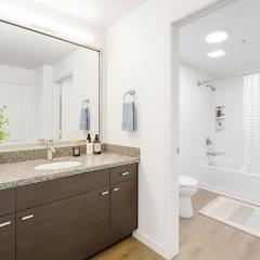 Relaxed Marina del Rey Stay - 1BR with Pool, Sauna & Gym Access