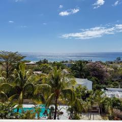 LAKAZ DEL VISTA - Luxurious new apartments with panoramic sea views, pool & garden retreat