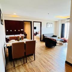 GR SUITE Family Room