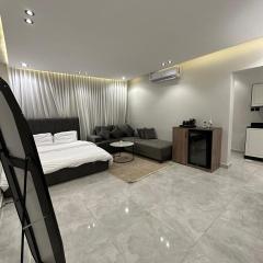 شقة استديو انيقة بجانب البوليفارد حطين