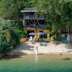 Maya guest house@coffee