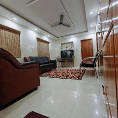 Kaarmugil HomeStay