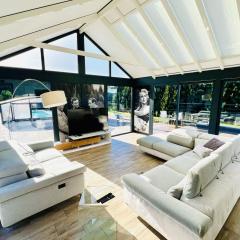 Luxurious house nest of Love!