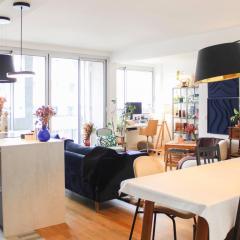 Bright Parisian getaway near the Seine